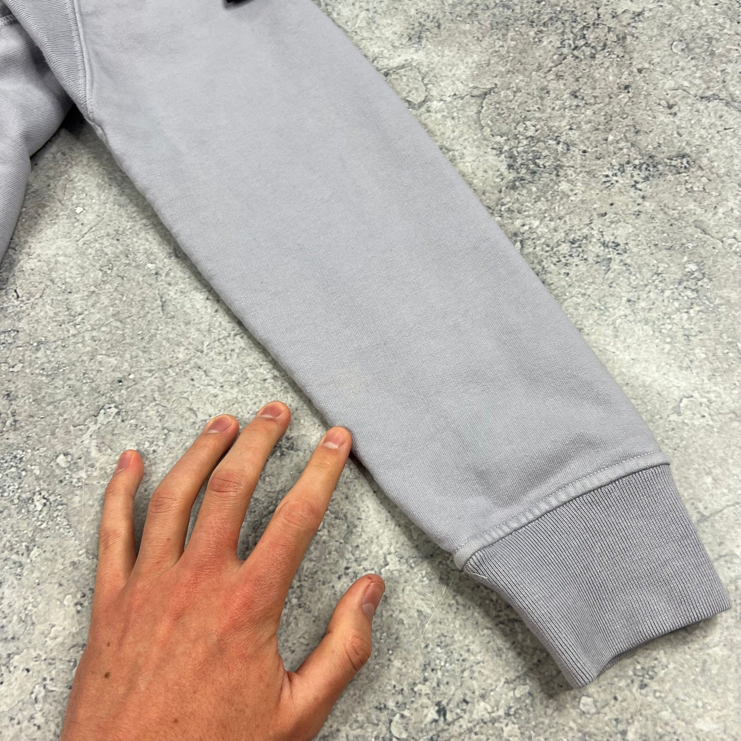 Stone Island Lilac Sweatshirt Medium 20.5”