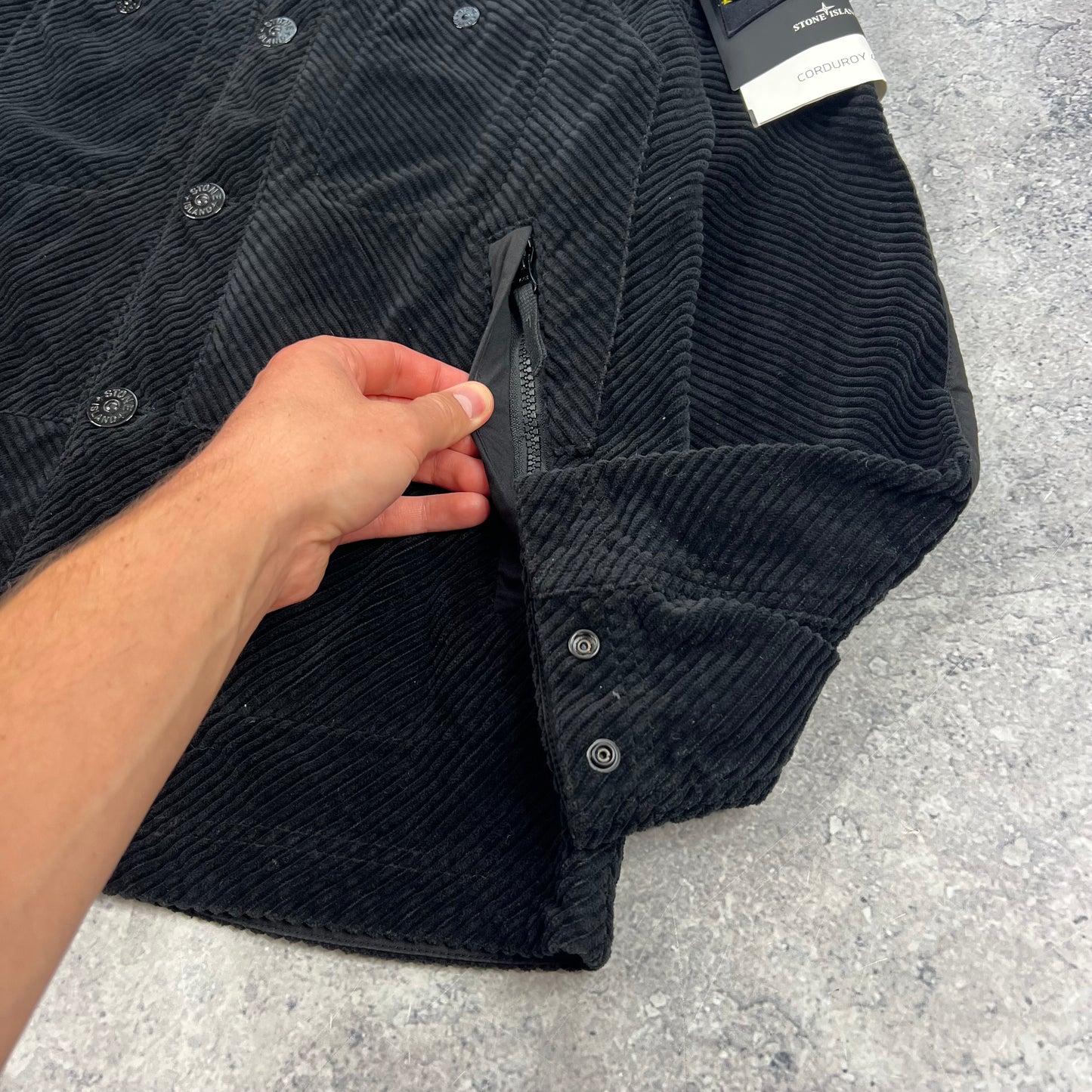 Stone Island Black Corduroy 400 Jacket Small 21.25” BNWT
