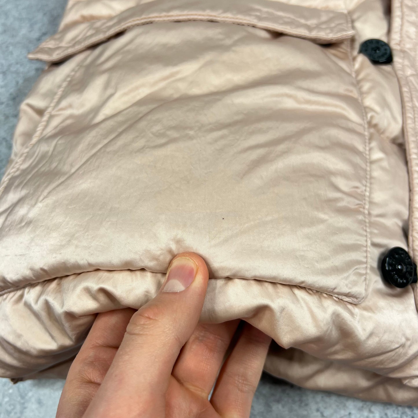 Stone Island Nylon Raso Down TC Down Jacket Small 21.75”