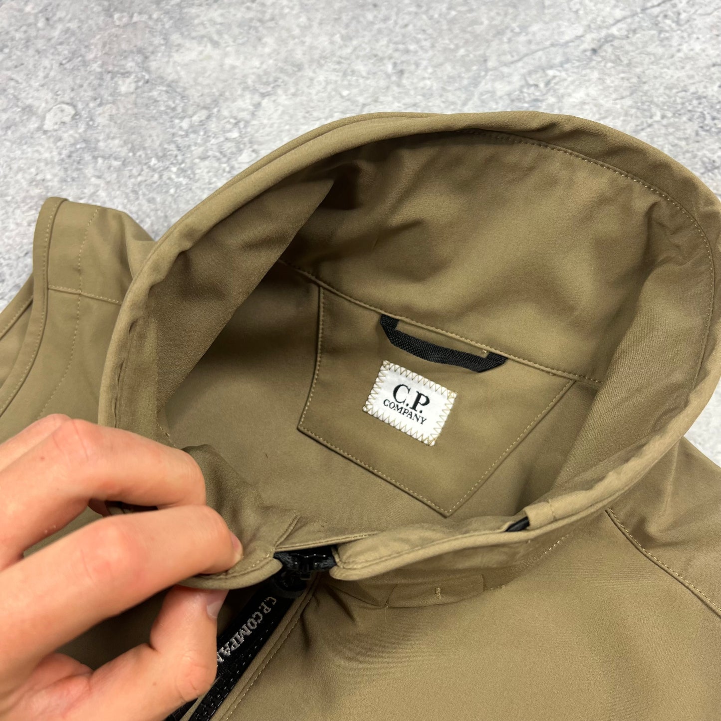 CP Company Tan Shell R Lens Gilet 50 Large 22”