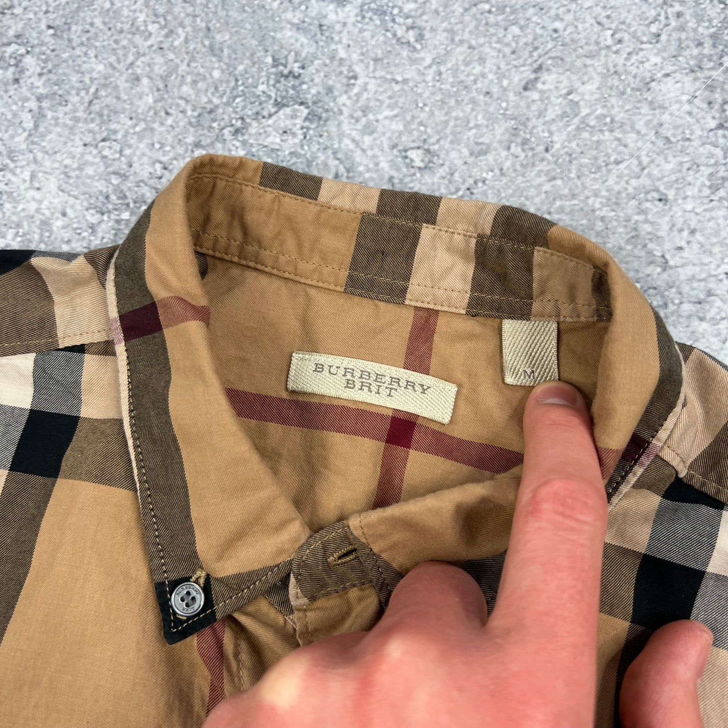 Burberry Novacheck Shirt Medium 21”
