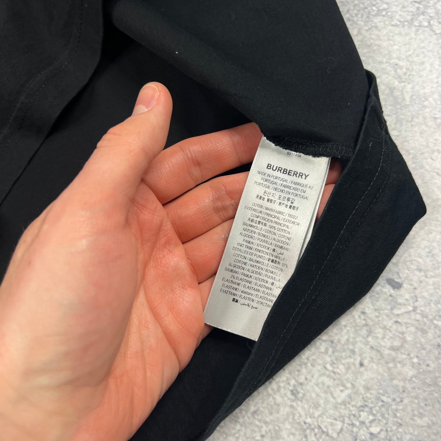 Burberry Logo T-Shirt Medium (Oversized) 23.75”