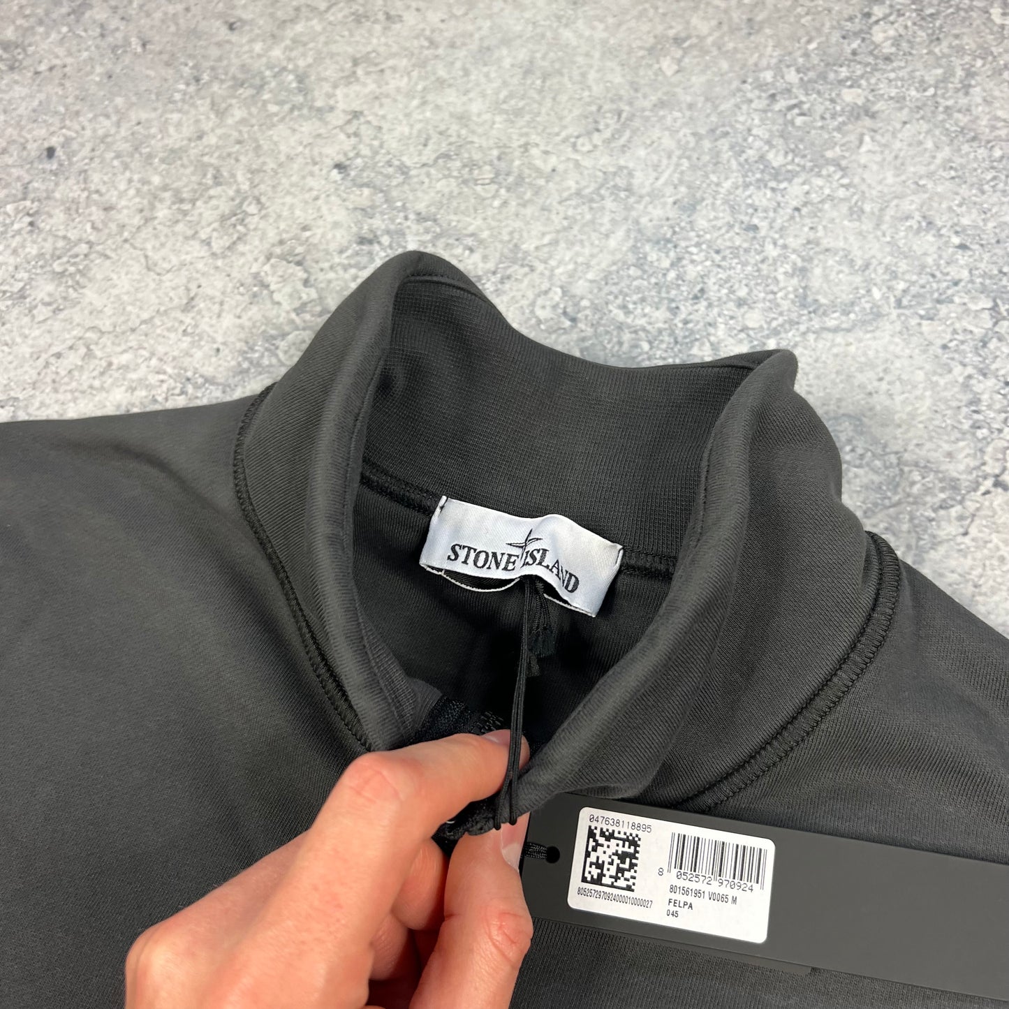 Stone Island Dark Grey Quarter Zip Sweatshirt Medium 22” BNWT