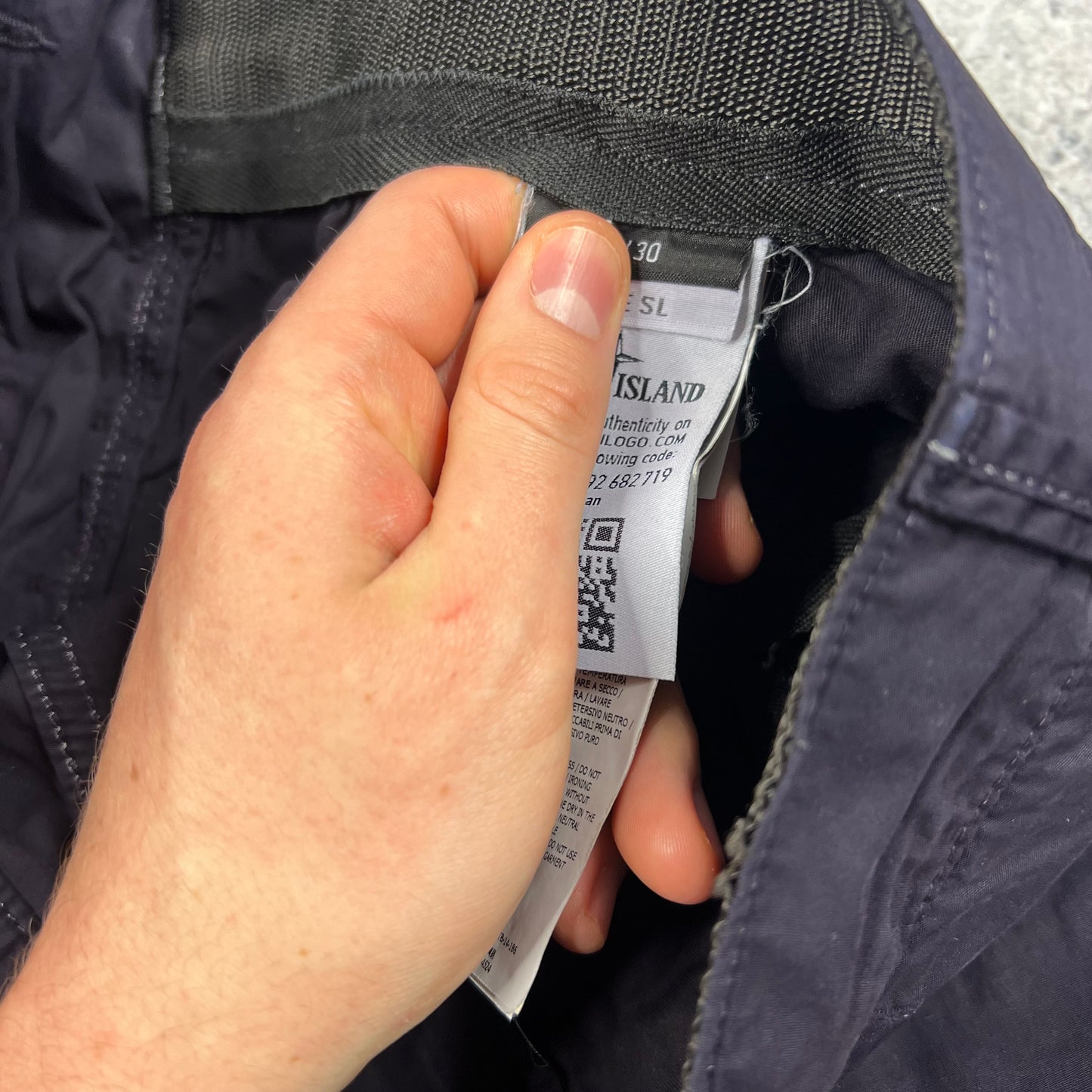 Stone Island Garment Dyed Cargo Shorts W30”
