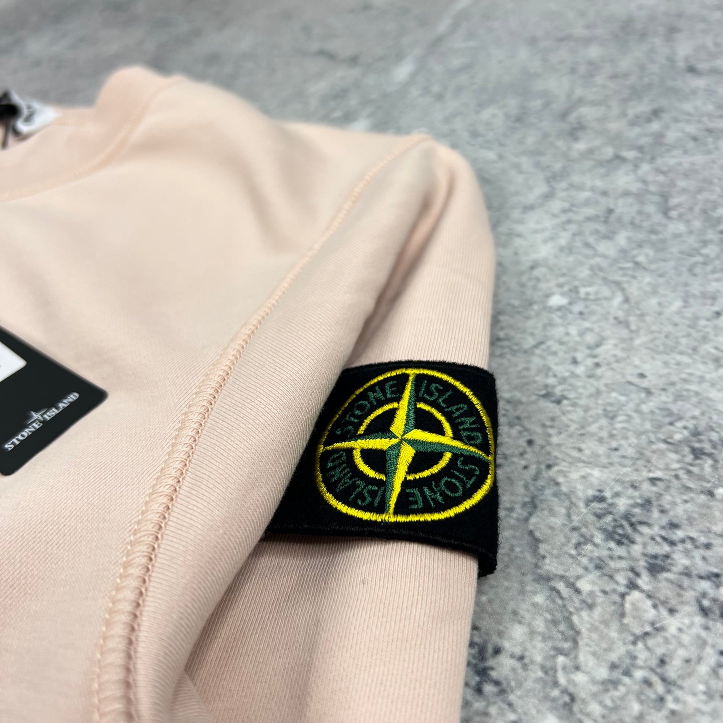 Stone Island Pale Pink Sweatshirt XL 23.5” BNWT