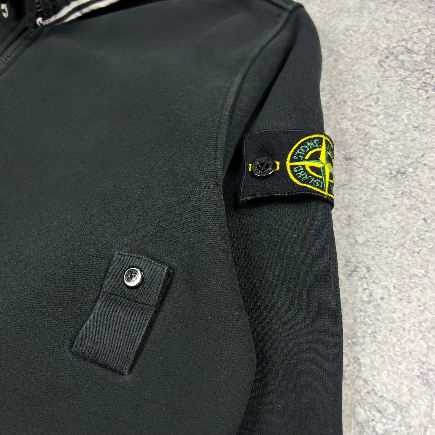 Stone Island Black Quarter Zip Sweatshirt Medium 22”