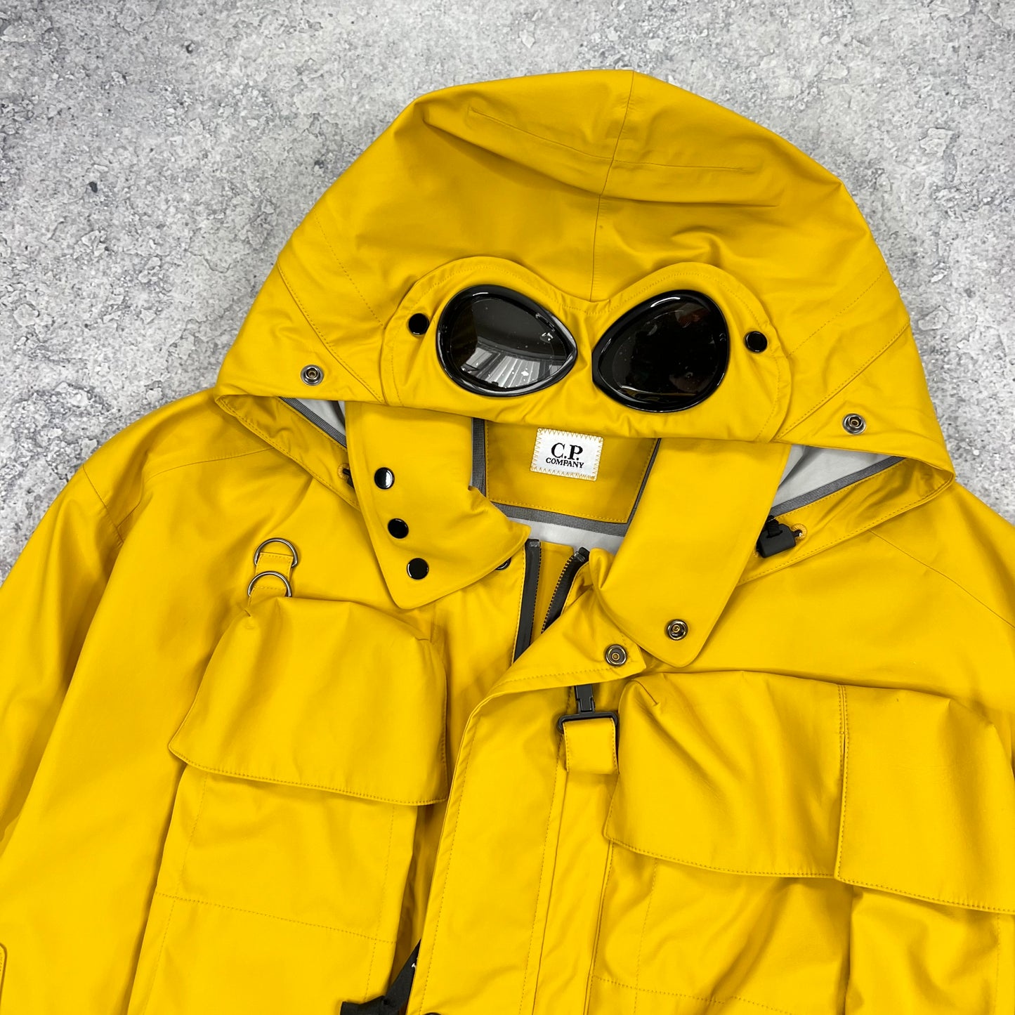 CP Company Yellow Goretex Mille Goggle Jacket Size 52- XL 23”