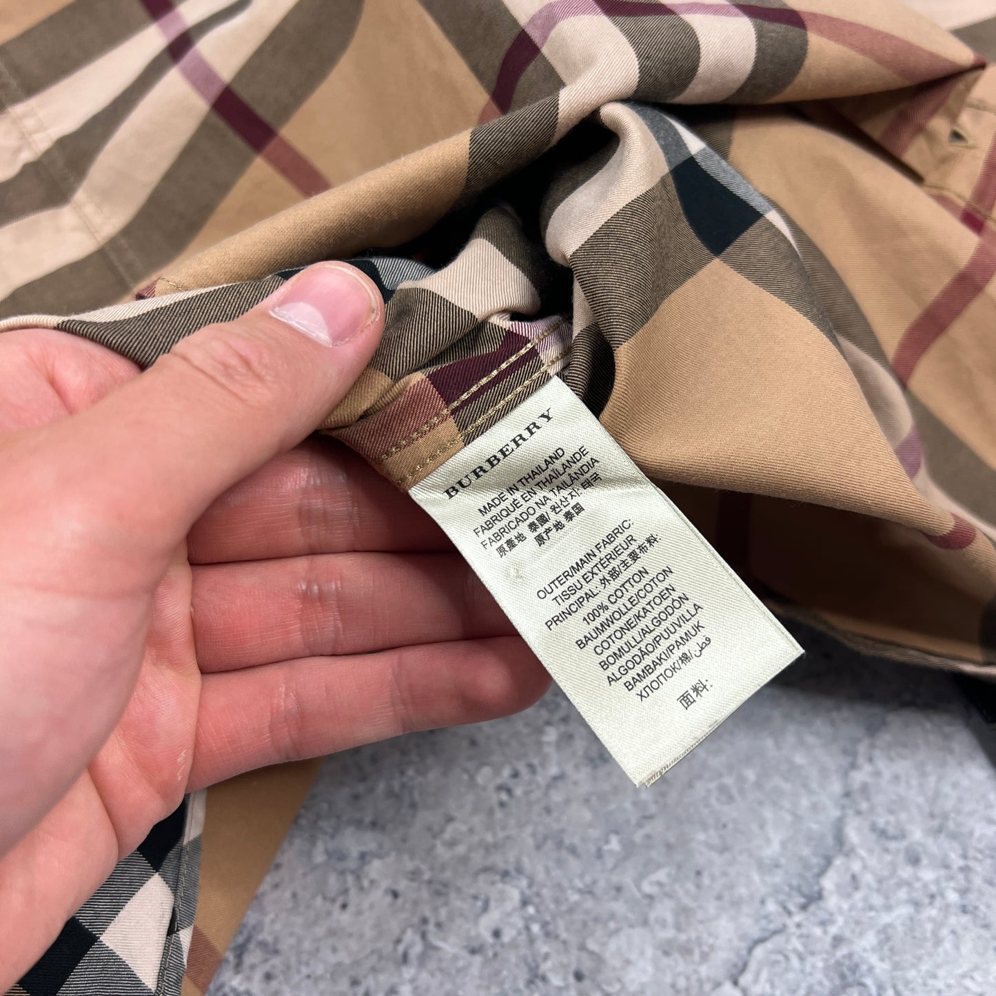 Burberry Novacheck Shirt XL 24”