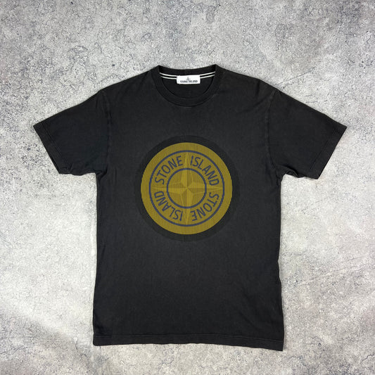 Stone Island Dark Grey/Yellow Logo T-Shirt Medium 19.5”
