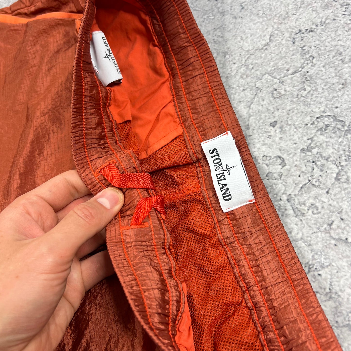 Stone Island Nylon Metal Ripstop Cargo Shorts Medium 32”