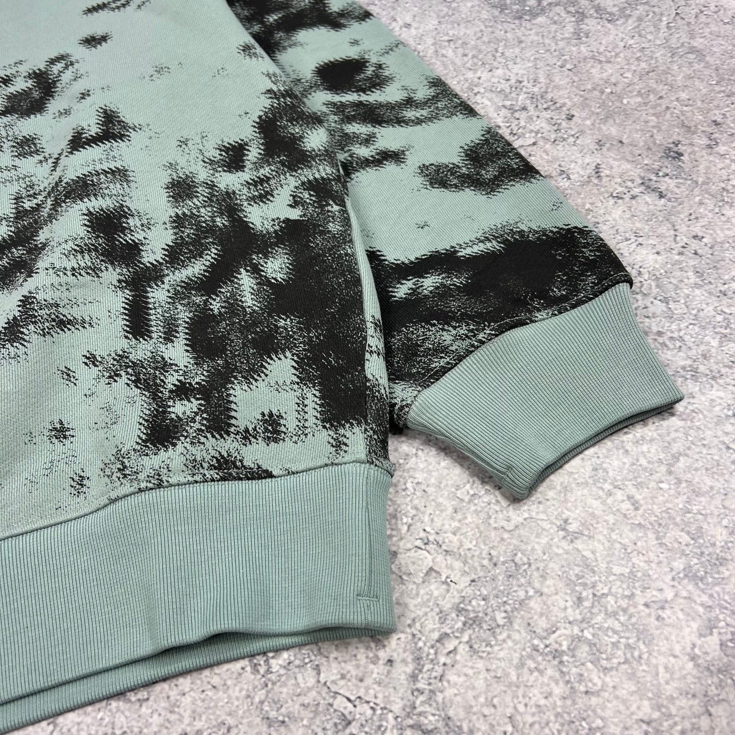 Stone Island Blue Earth Mapping Camo Sweatshirt Large 23.5”
