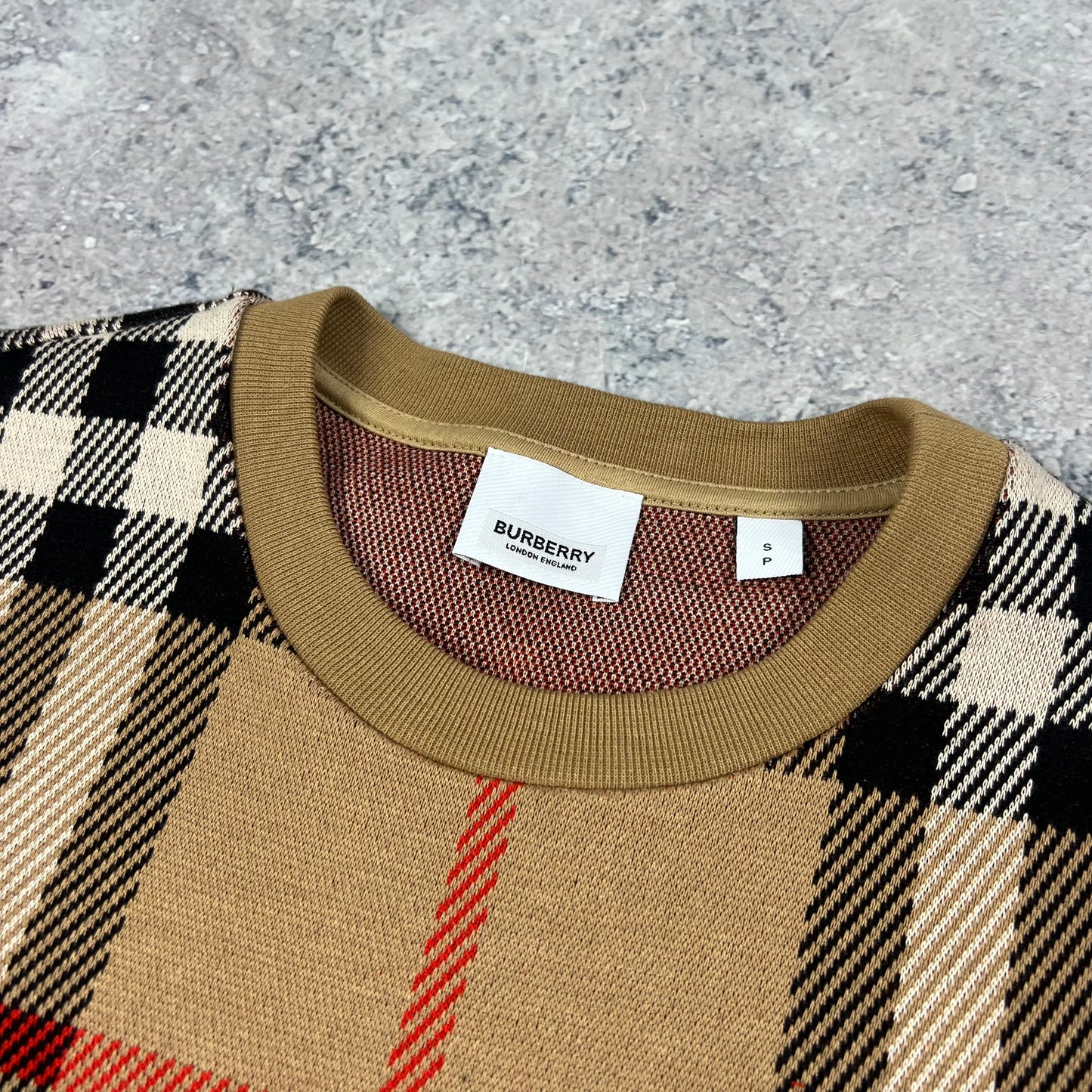 Burberry Novacheck T-Shirt Small 22.5”