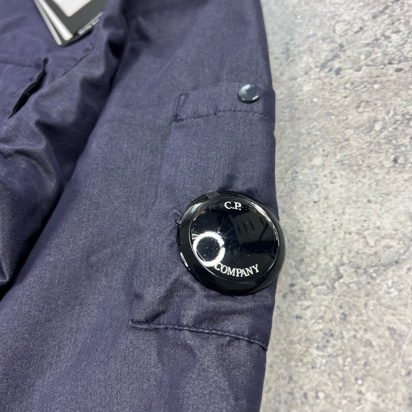CP Company Navy 50 Fili Tr-P Lens Jacket Small 20.25” BNWT