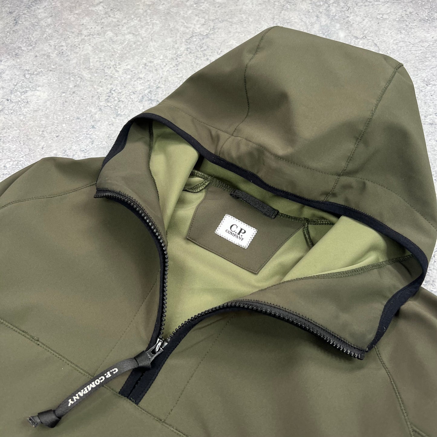CP Company Khaki Softshell Lens Smock 46- M 22.5”