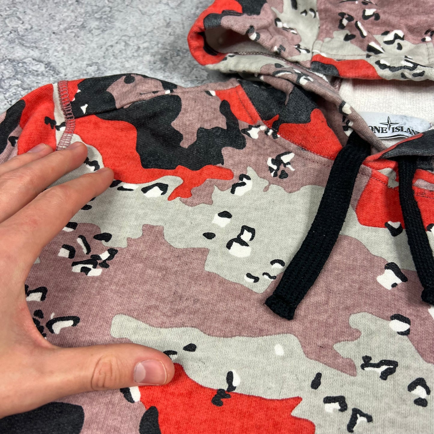 Stone Island Desert Camo Hoodie Medium 22.25”