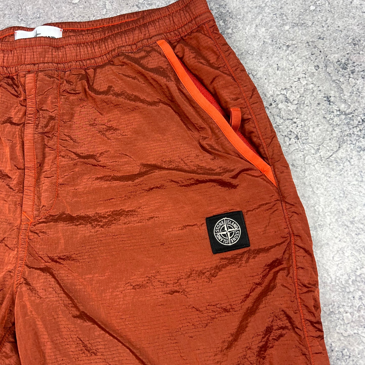 Stone Island Nylon Metal Ripstop Cargo Shorts Medium 32”