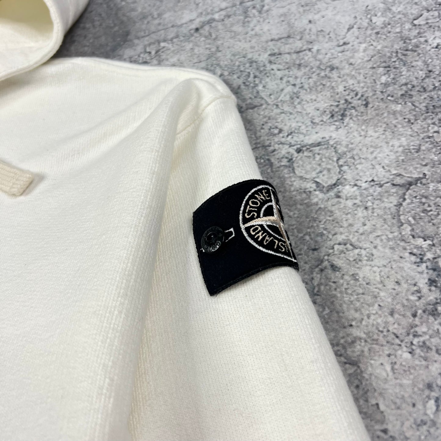 Stone Island White Raw Beauty Plate Hoodie Medium 22.5”