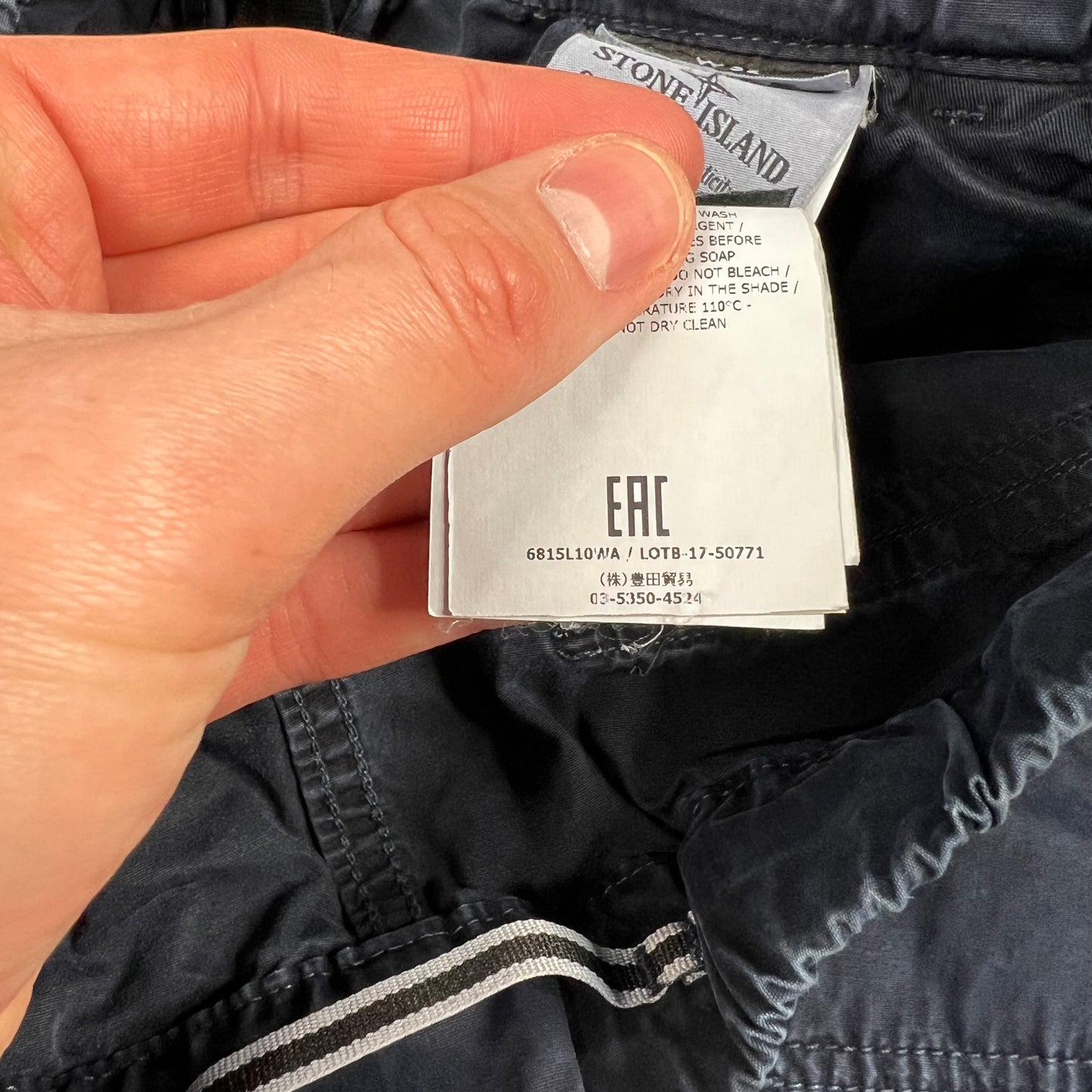 Stone Island Navy Cargo Shorts W32”