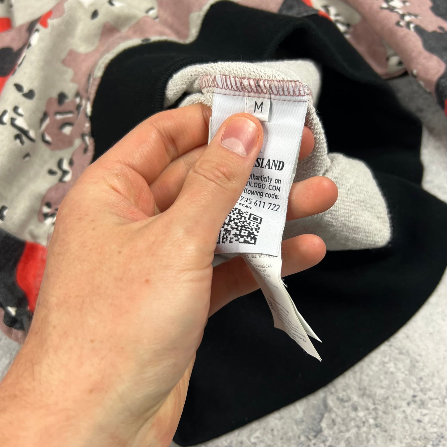 Stone Island Desert Camo Hoodie Medium 22.25”