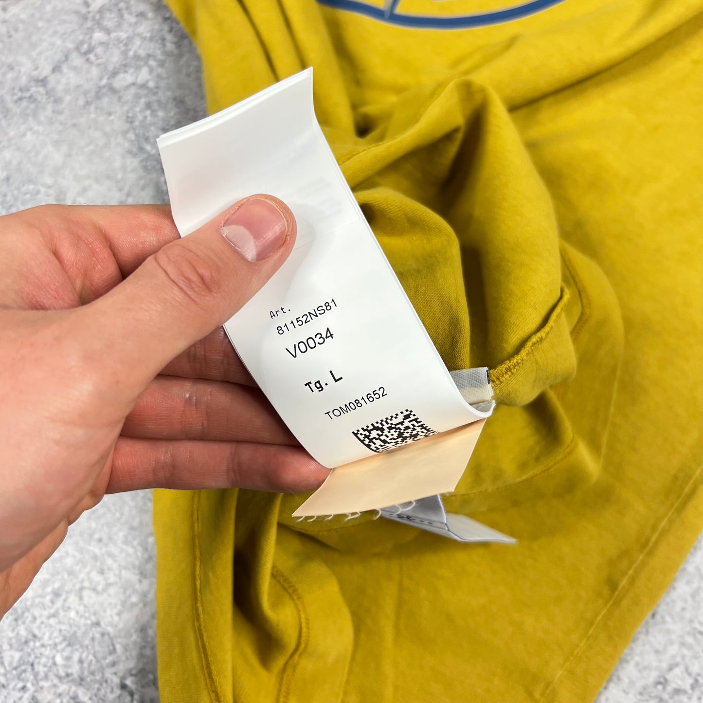 Stone Island Mustard Logo T-Shirt Large 21.5” BNWT