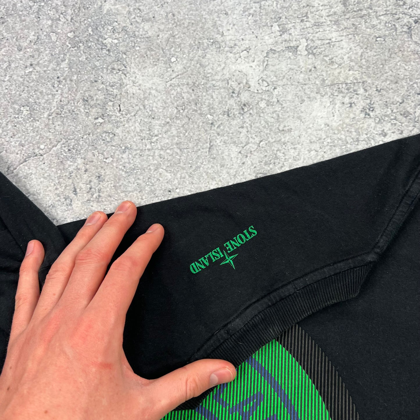 Stone Island Black/Green Logo T-Shirt Medium 19.75”