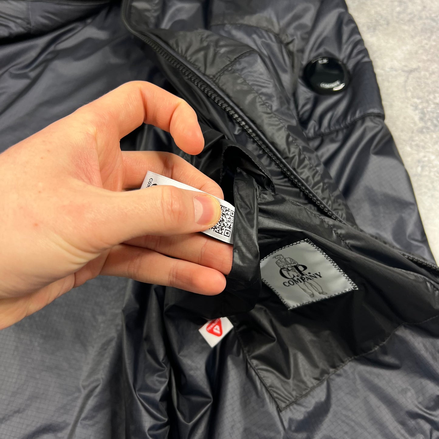 CP Company Nada Shell Primaloft Jacket Large 23.25”