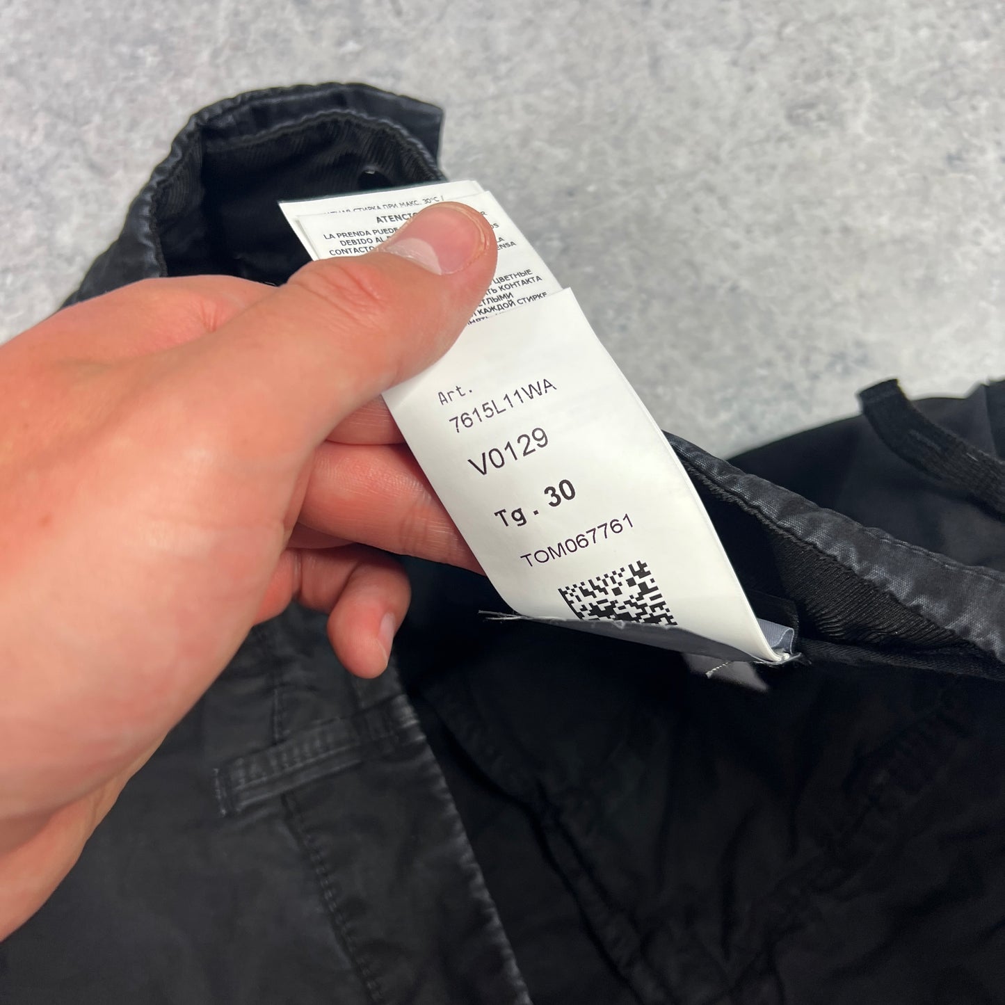 Stone Island Black Slim Cargo Shorts W30”