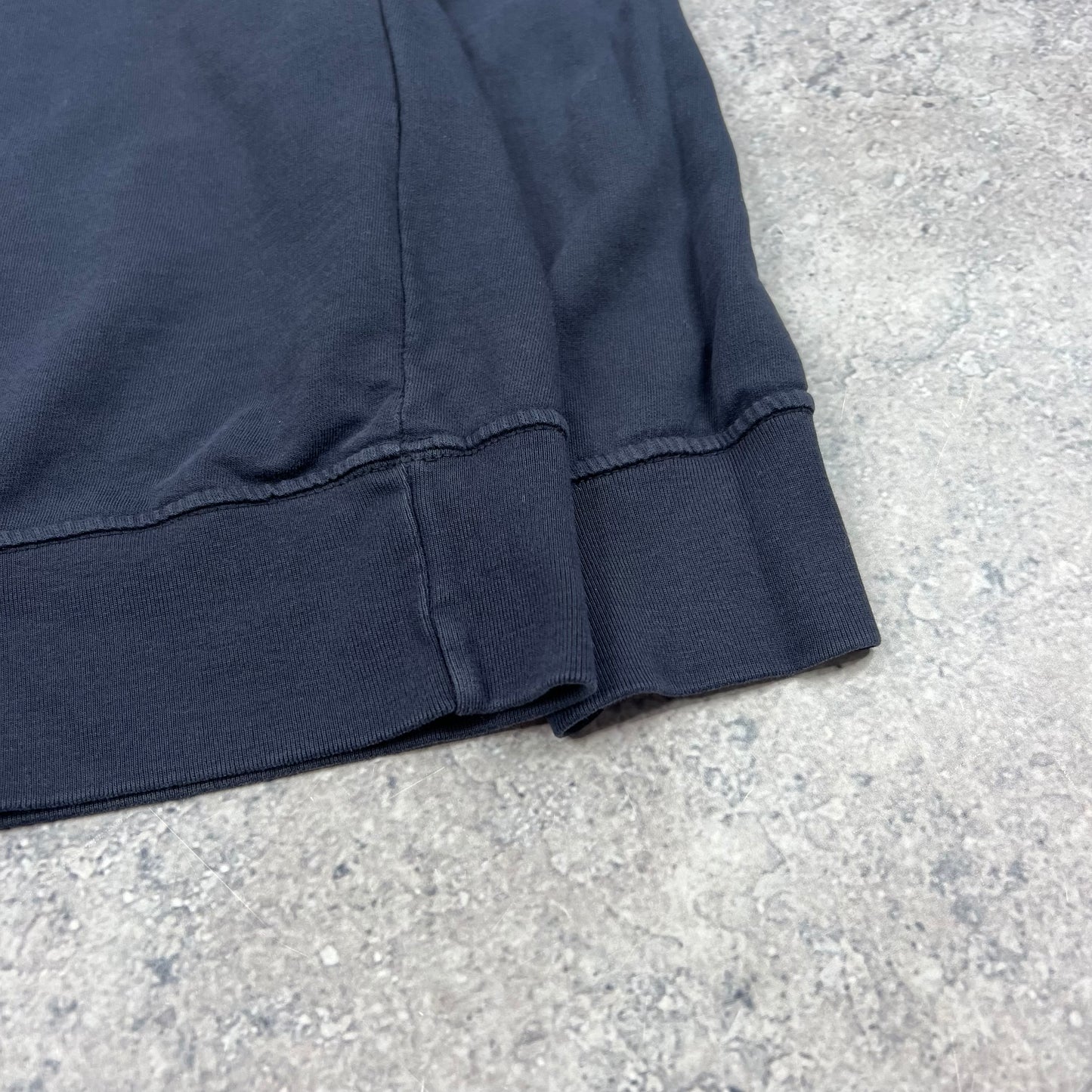 CP Company Navy Lightweight Sweatshirt Medium 20.5”