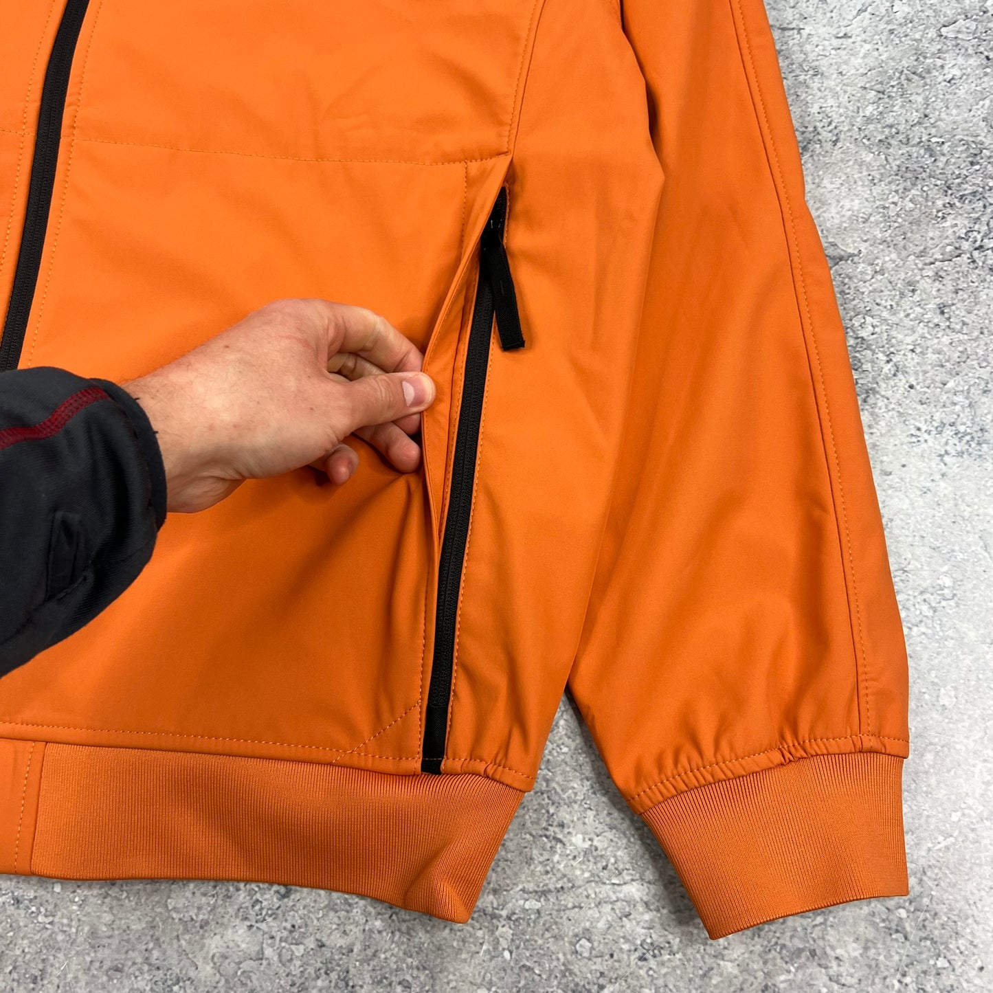 Stone Island Orange Light Softshell Jacket XXL 25” BNWT