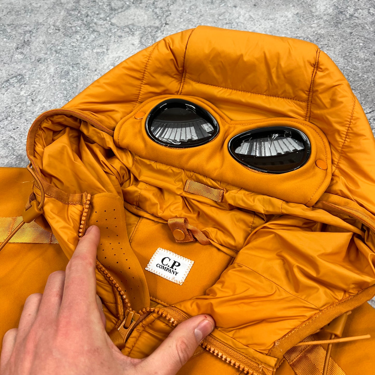 CP Company Orange Shell Goggle Gilet Medium 21”