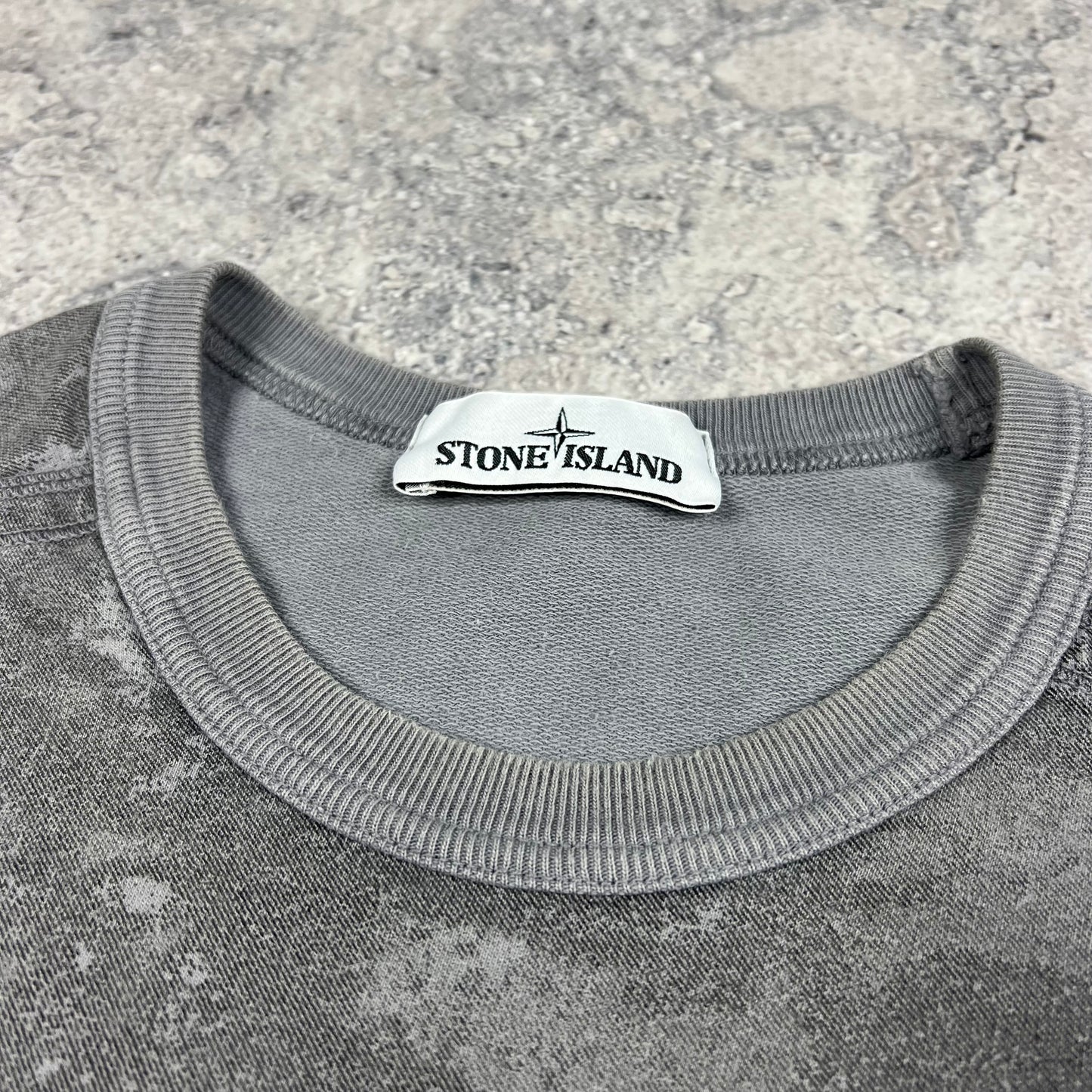 Stone Island Grey Camo Sweatshirt Medium 23”
