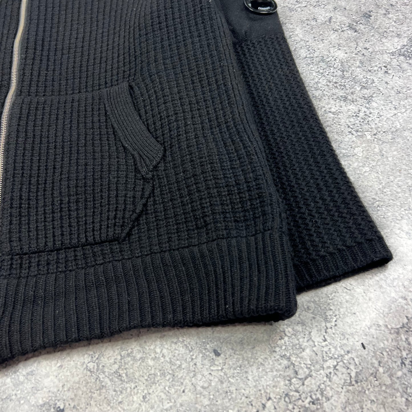 CP Company Full Zip Knit w/Down Liner Size 58- L/XL 24.25”