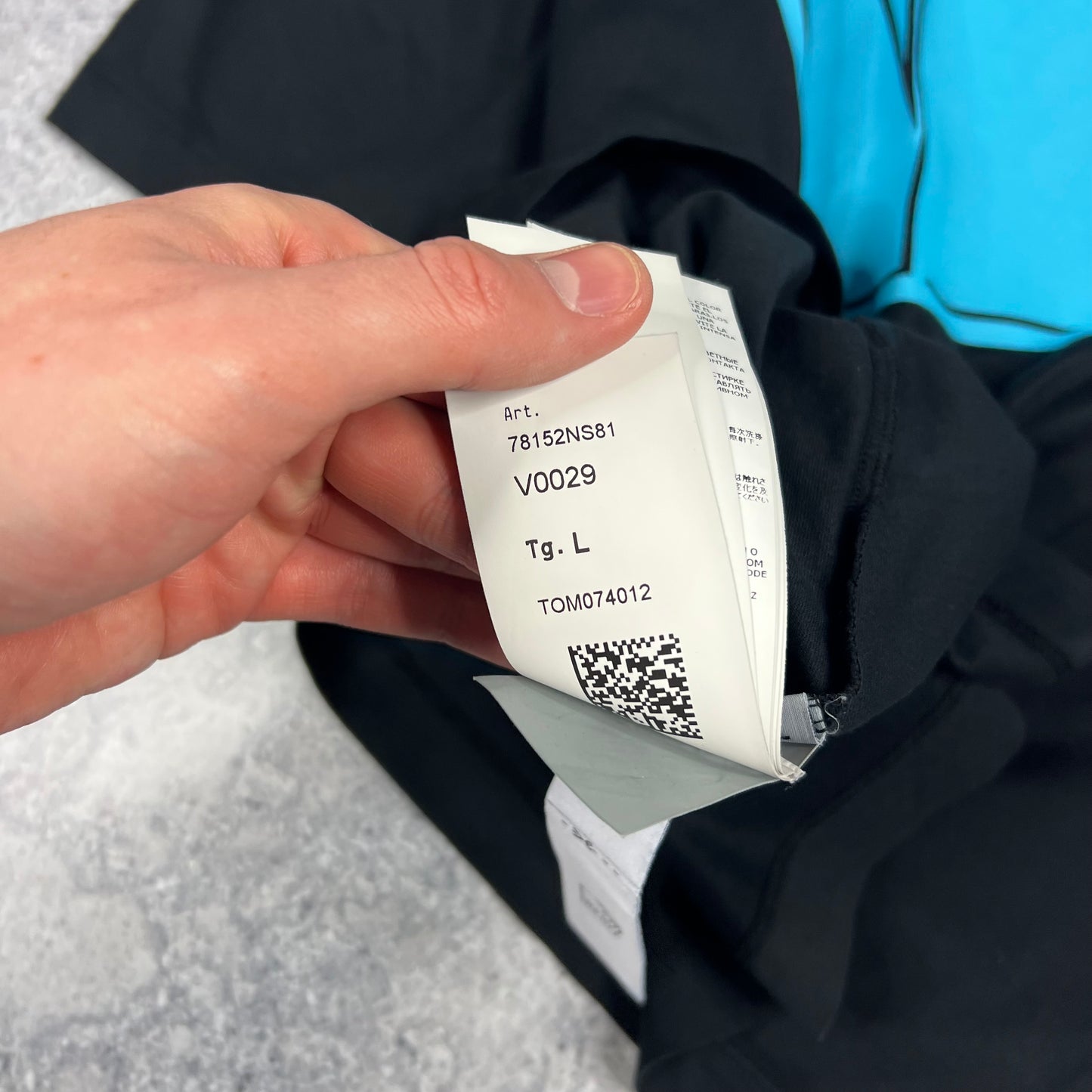 Stone Island Black/Blue Logo T-Shirt Large 21.75”