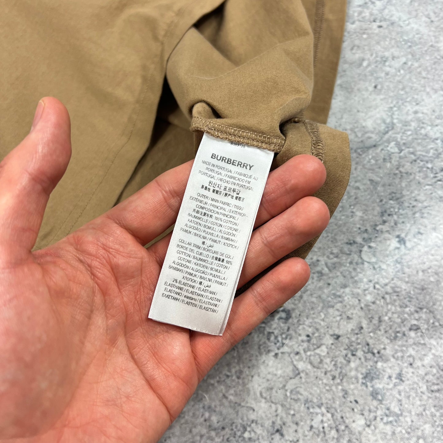 Burberry Tan Spellout T-Shirt Large 25”