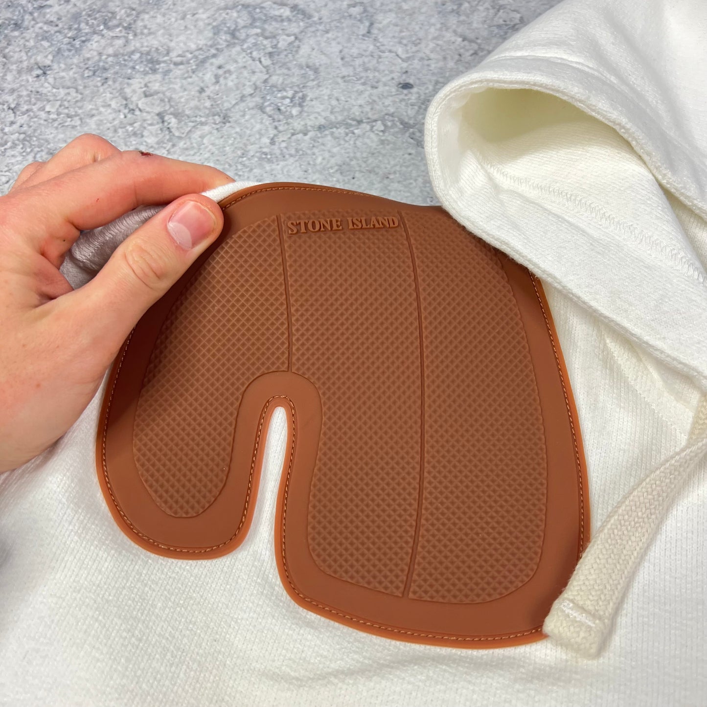 Stone Island White Raw Beauty Plate Hoodie Medium 22.5”