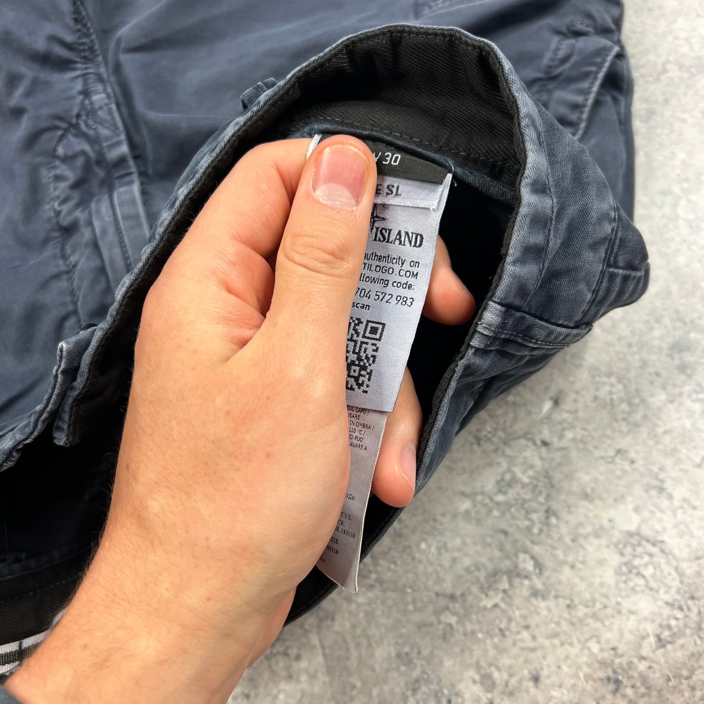 Stone Island Navy Cargo Shorts W30”