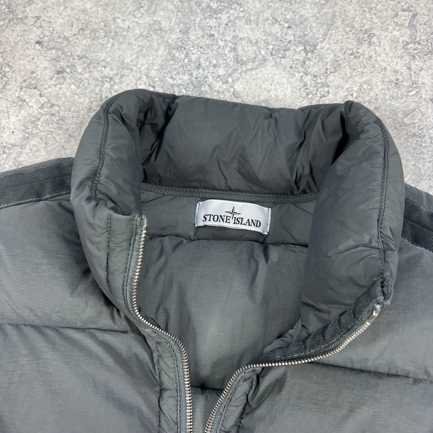 Stone Island Grey Seamless Tunnel Down Jacket Large 24.5”