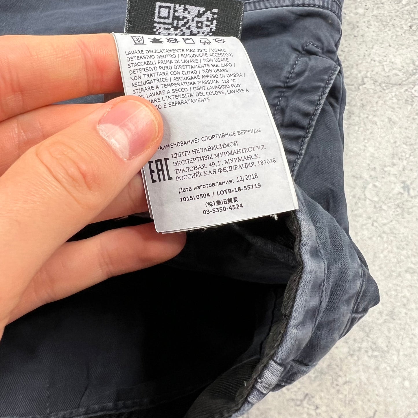 Stone Island Navy Cargo Shorts W30”