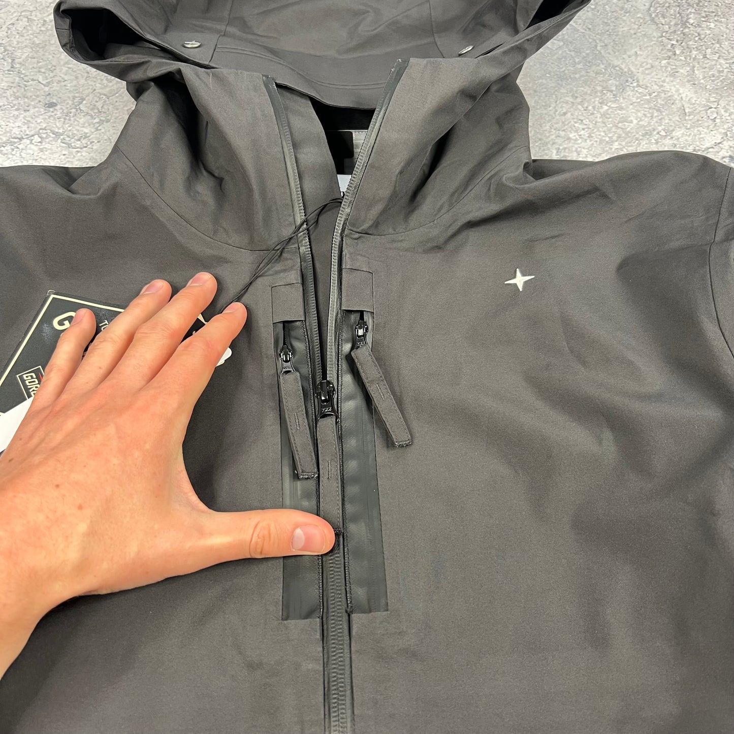 Stone Island Dark Grey Stellina Goretex Jacket Medium 22.75” BNWT