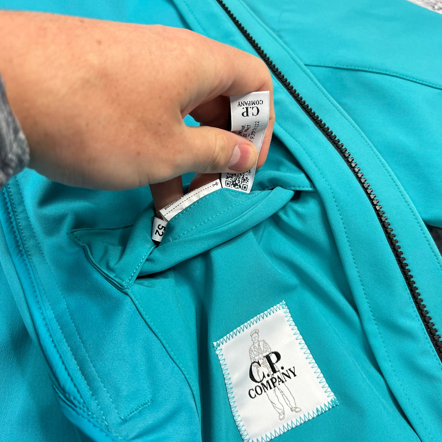 CP Company Blue Lens Softshell Jacket Size 52- XL 23.75”