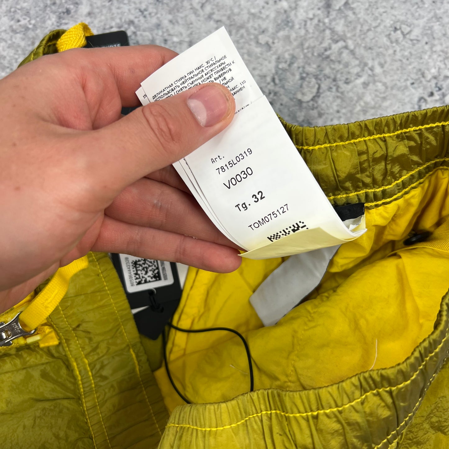 Stone Island Nylon Metal Cargo Shorts W32” BNWT