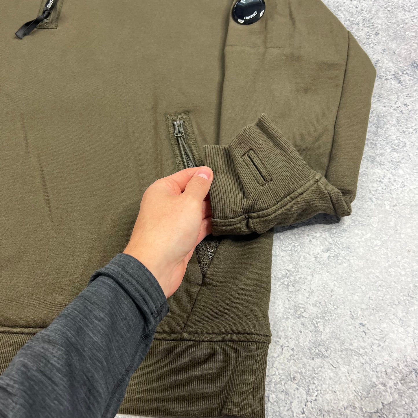 CP Company Khaki Quarter Zip Sweatshirt XXL 25”