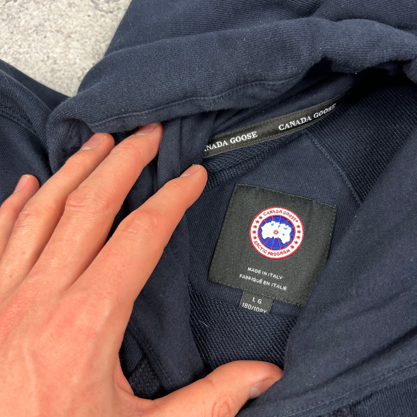 Canada Goose Navy Pullover Hoodie Large 24.5”