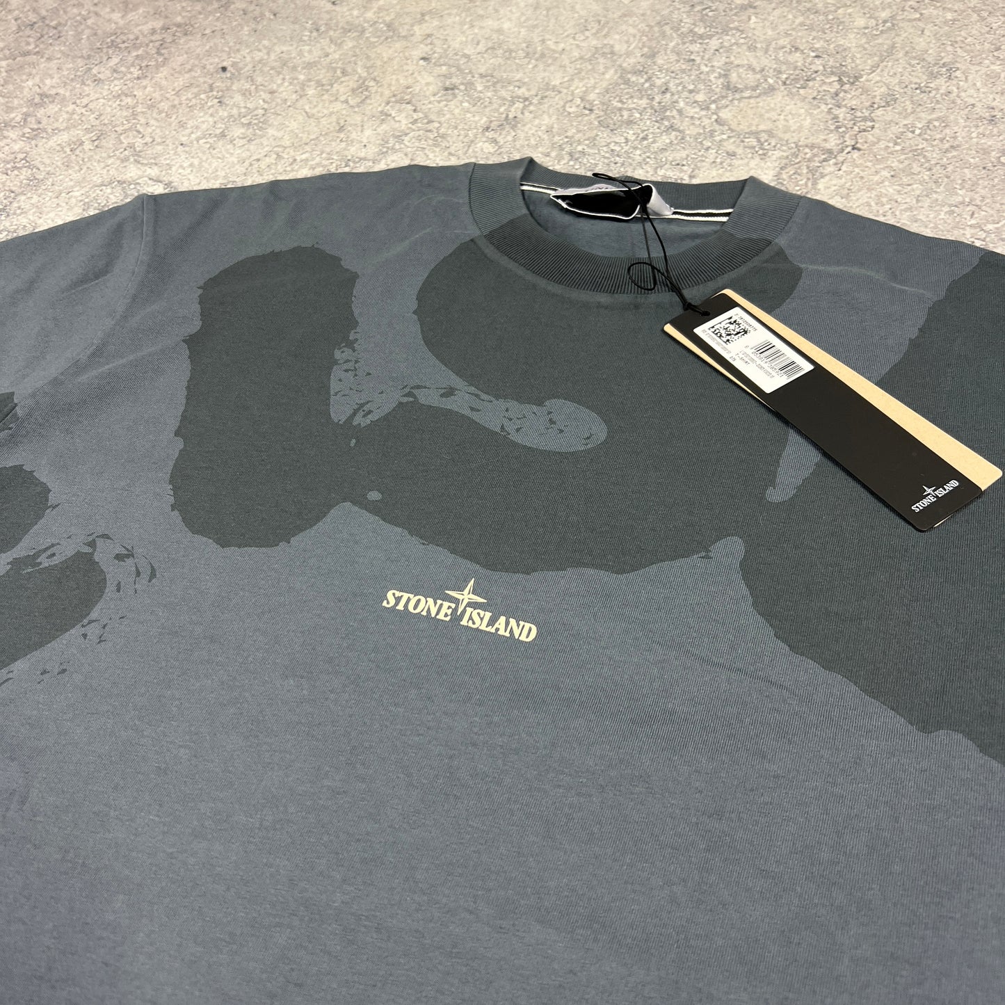 Stone Island Blue Whirlwind Logo T-Shirt Medium 22.75” BNWT