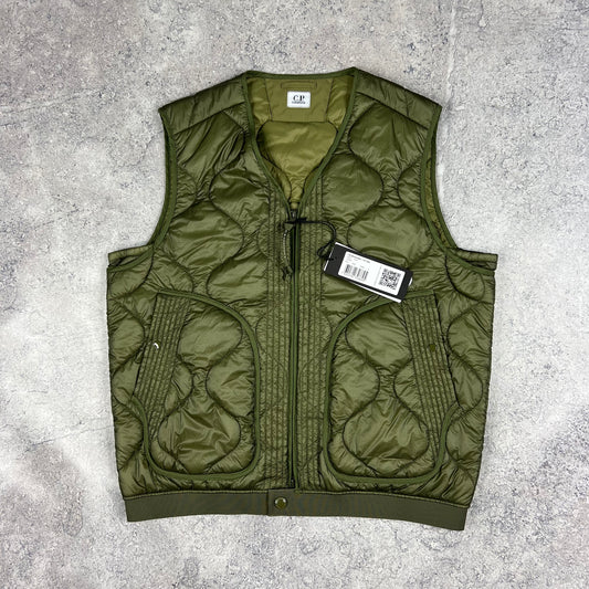 CP Company Liner Primaloft Lens Vest Large 22.5” BNWT