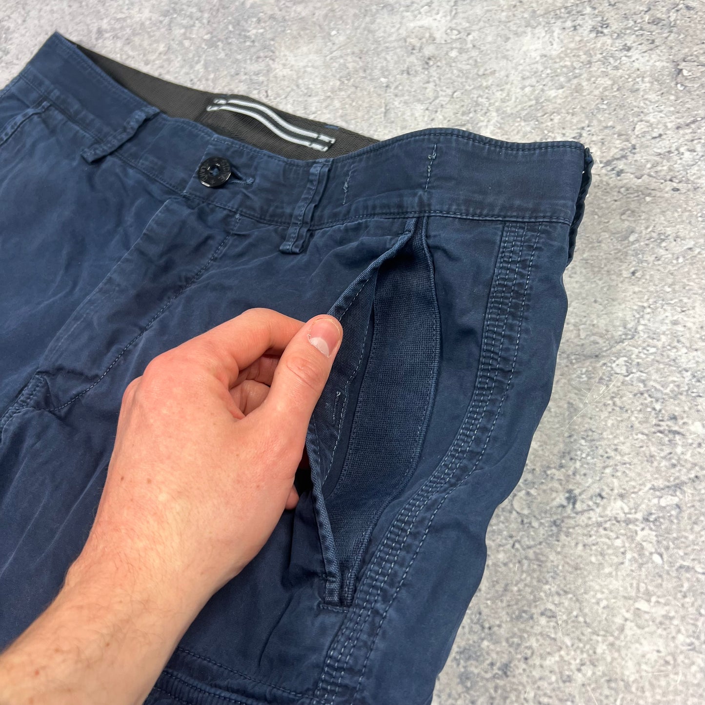 Stone Island Navy Cargo Shorts W32” Slim