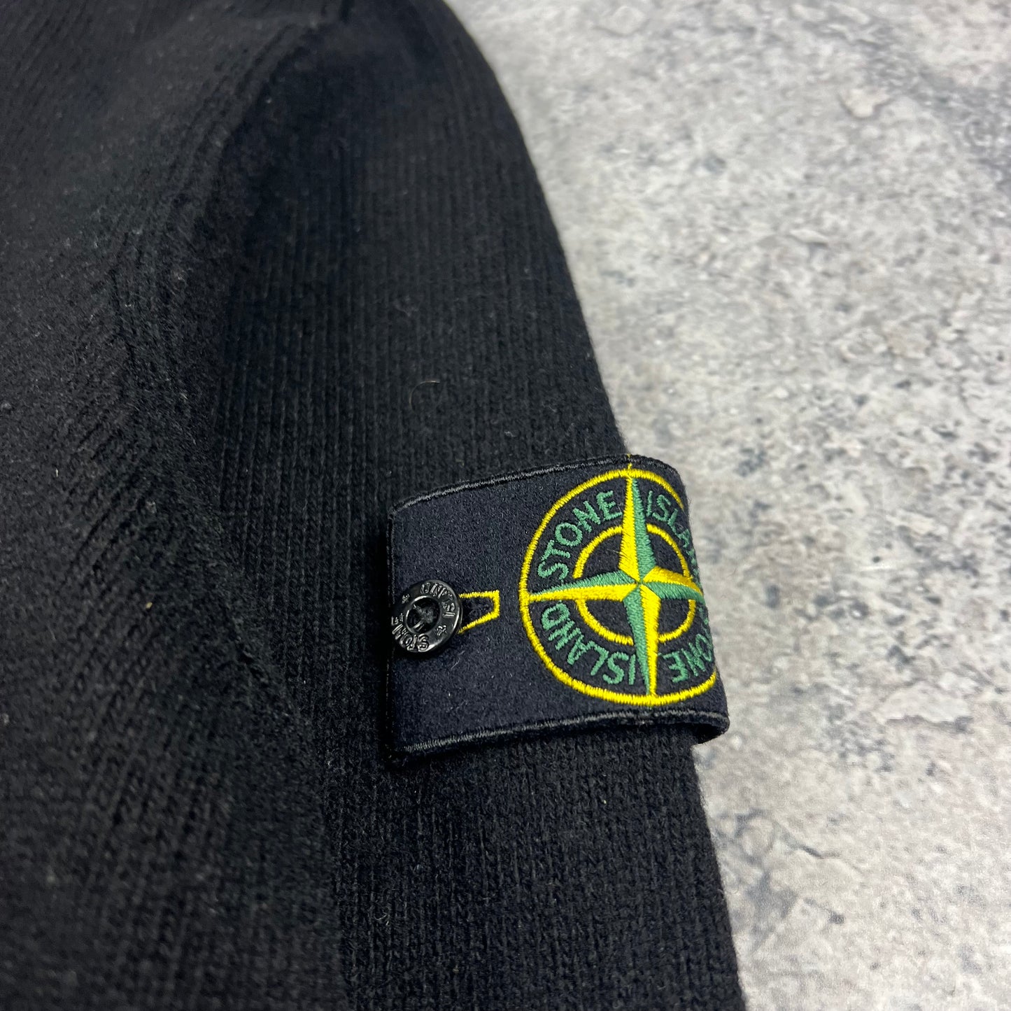 Stone Island Black Wool Quarter Zip Knit XXL 25”