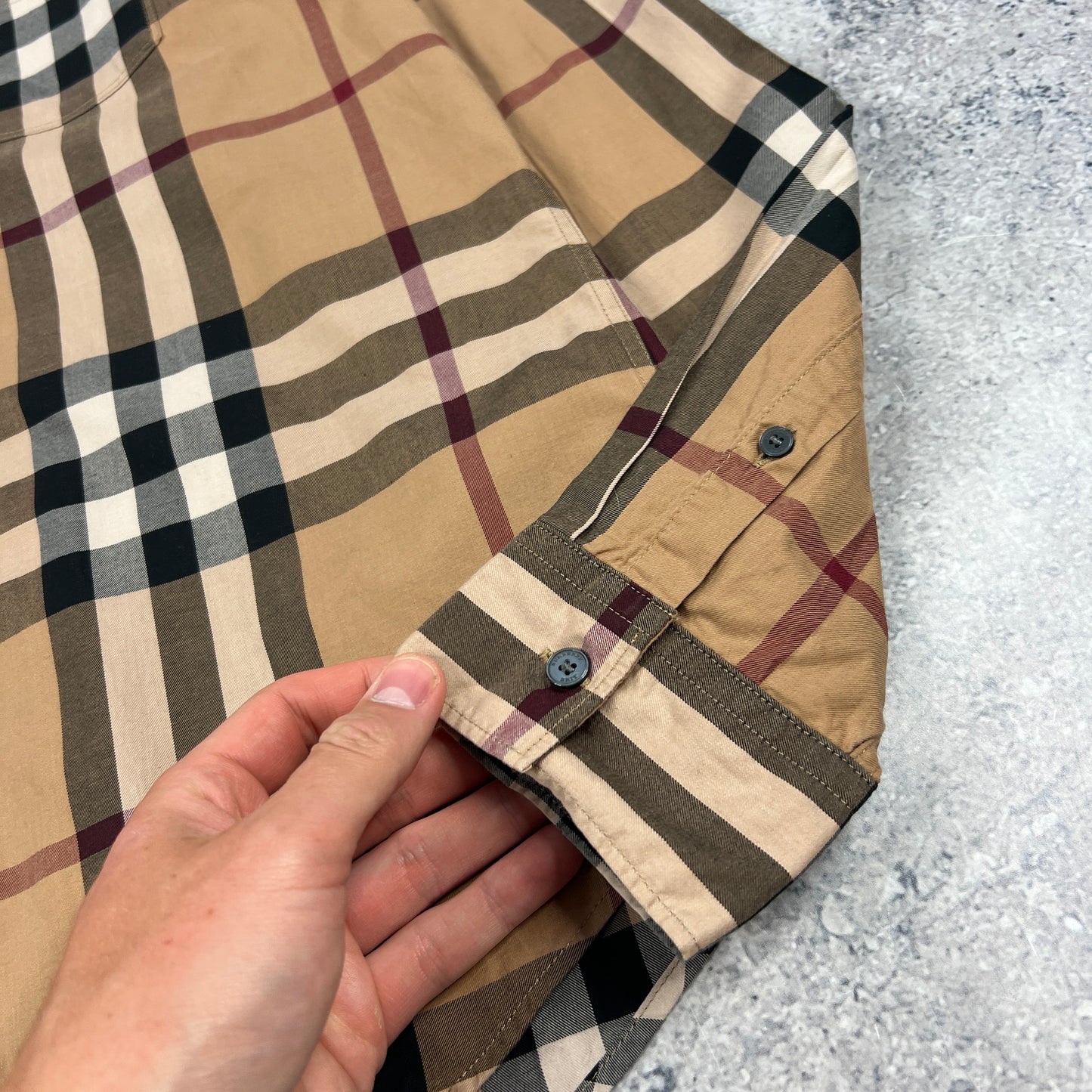 Burberry Novacheck Shirt XL 24”