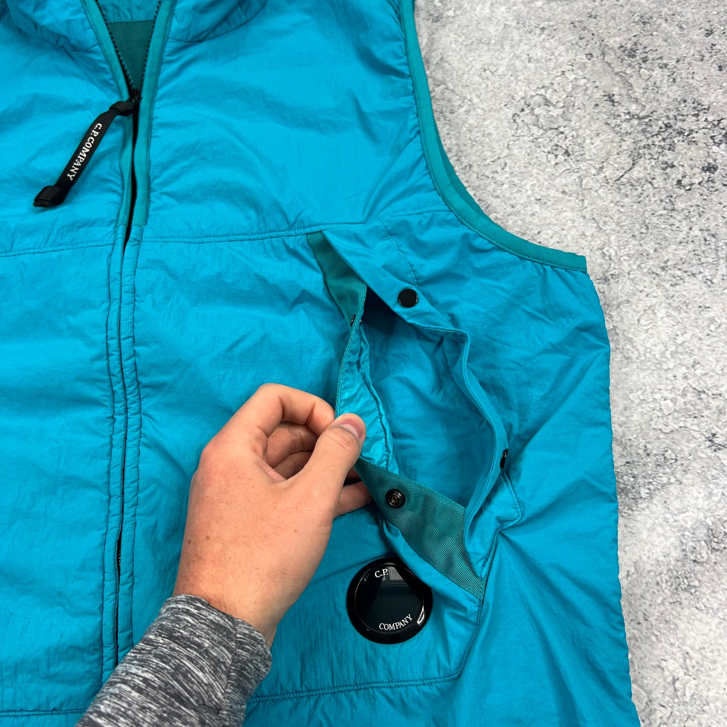 CP Company GDP Lens Gilet Size 52- L/XL 23”