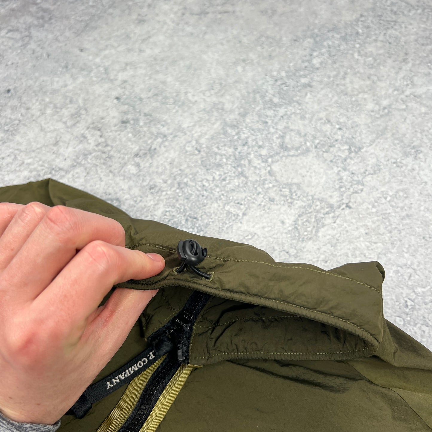 CP Company Chrome Khaki Lens Smock Medium 21”